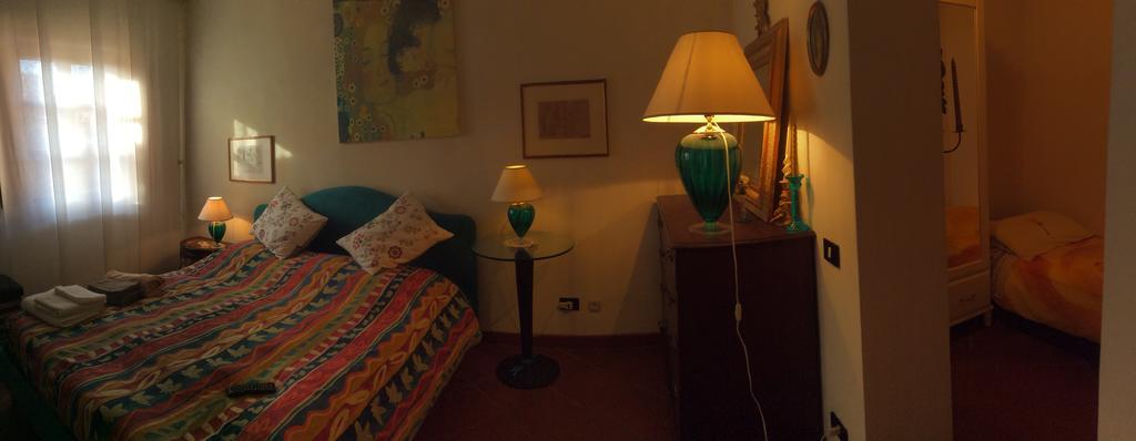 B&B A Casa Di Greta Пиза Стая снимка